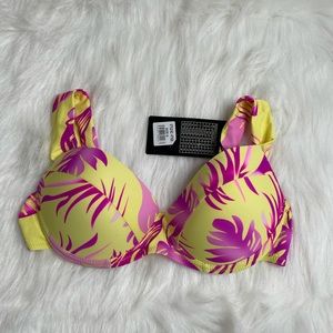NWT Floral Push Up Bikini Top